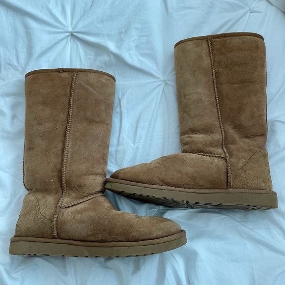 Ugg tall women’s boots size US9 - Picture 5 of 8